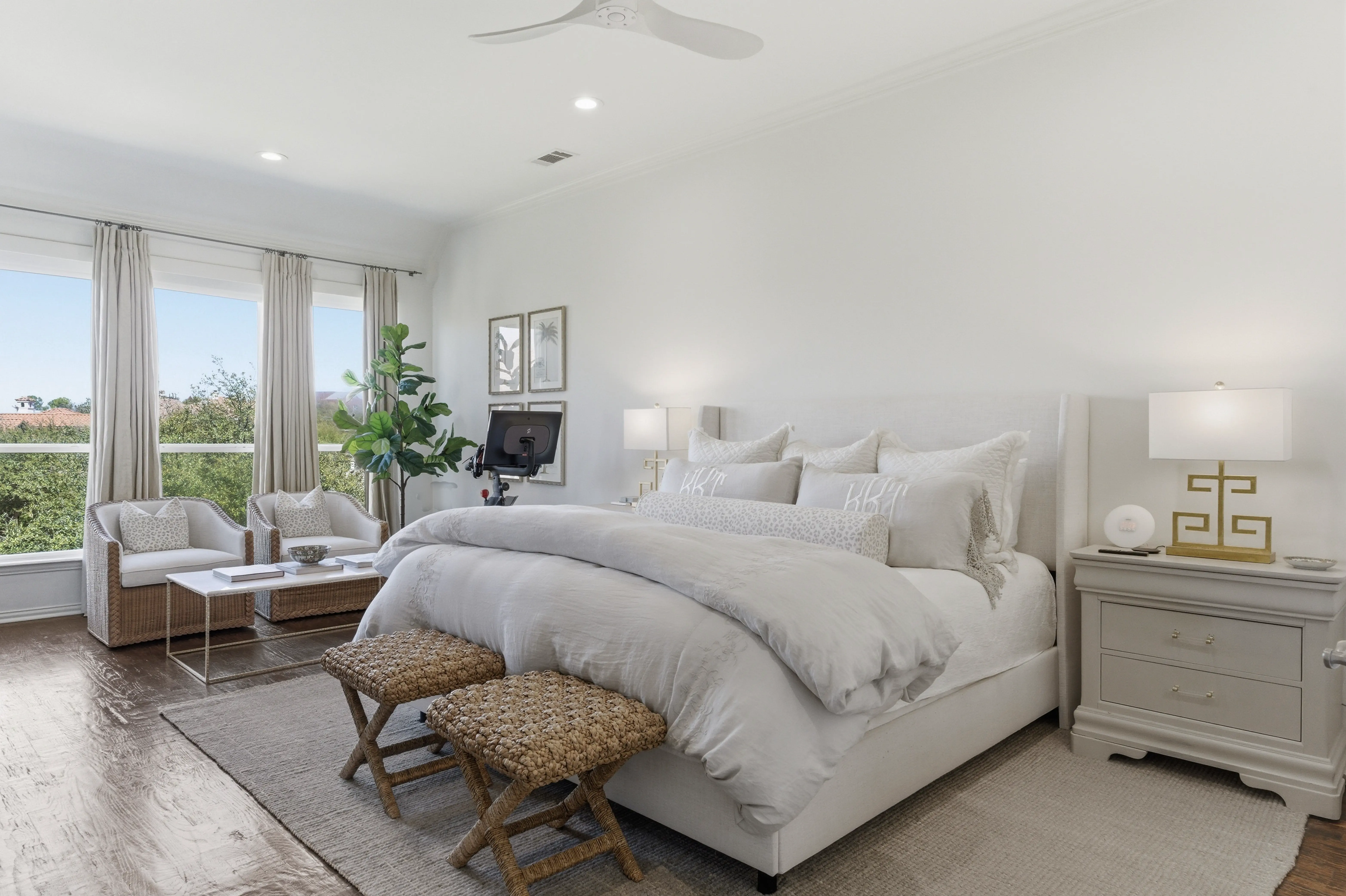 Primary bedroom alternate view